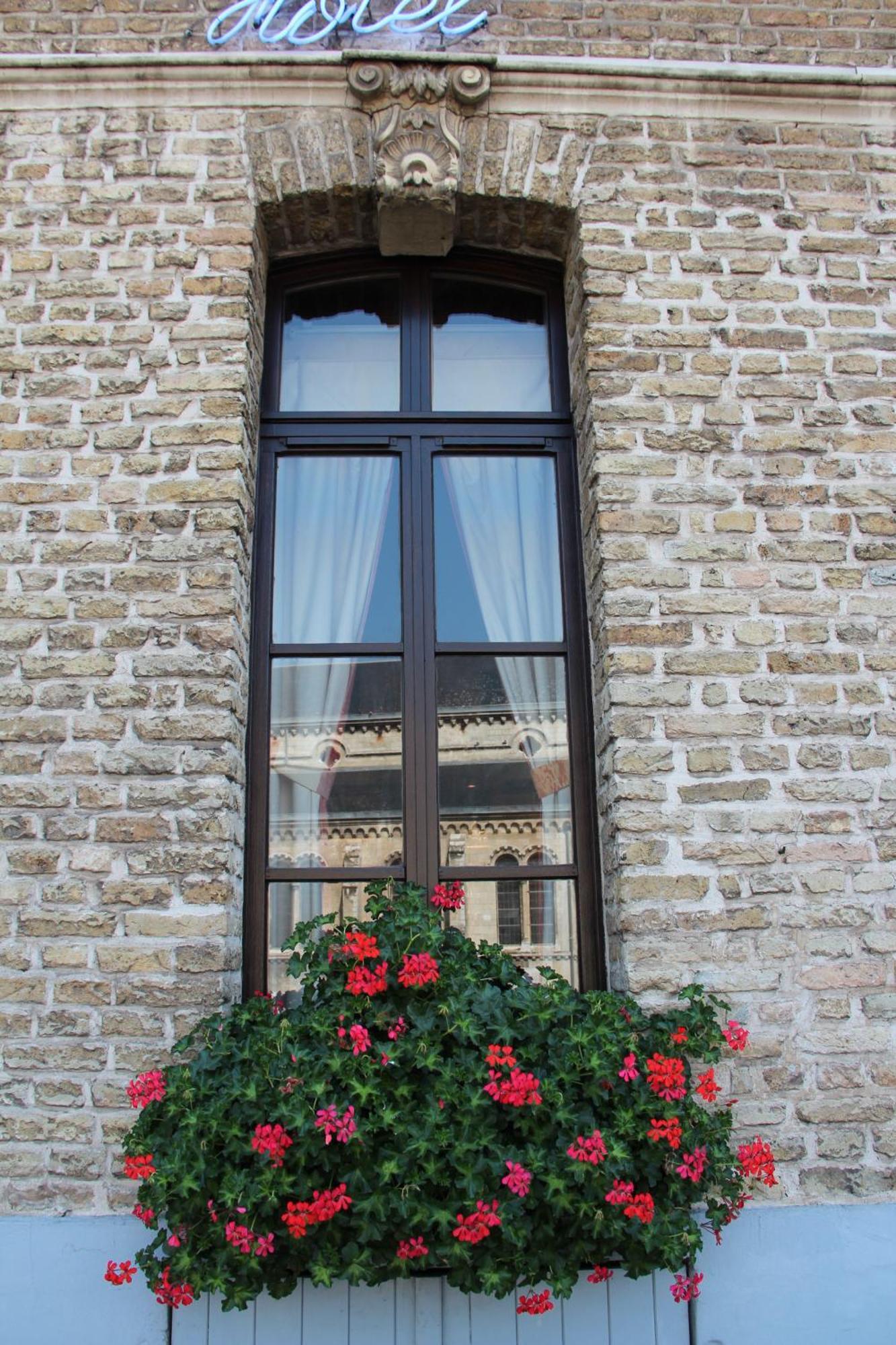 Le Saint Sebastien Hotel Blendecques Kültér fotó
